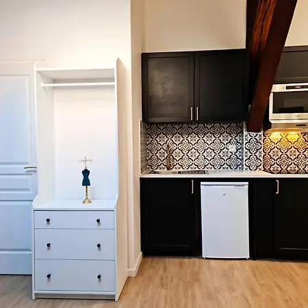Atelier Casanova Apartment *